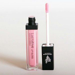 Younique Lucrative Lipgloss in Loveable